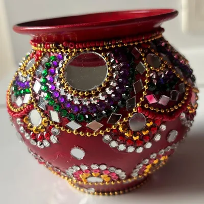 A kalash, set to match the thali